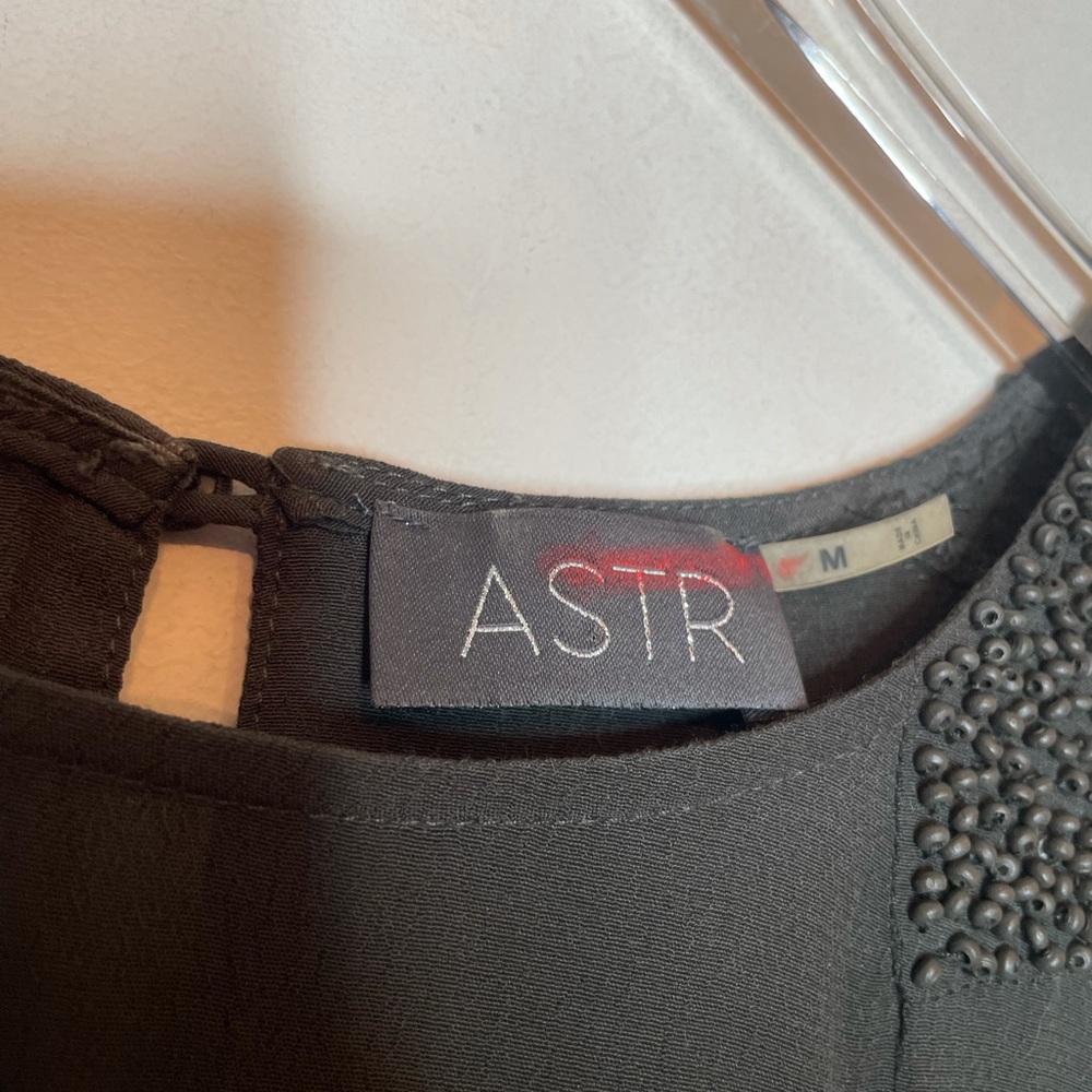 ASTR bohemian sleeveless blouse Medium - Picture 6 of 7
